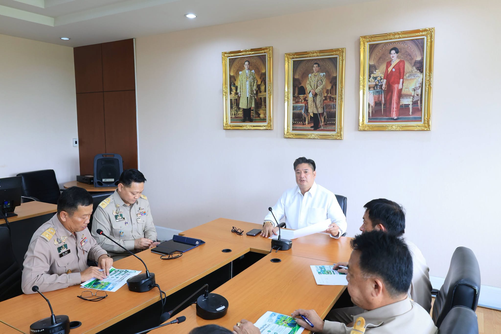 title - คณะผู้บริหาร ส.ป.ก. แสดงความยินดี เนื่องในโอกาส ปลัดกระทรวงเกษตรและสหกรณ์ เข้ารับตำแหน่งใหม่